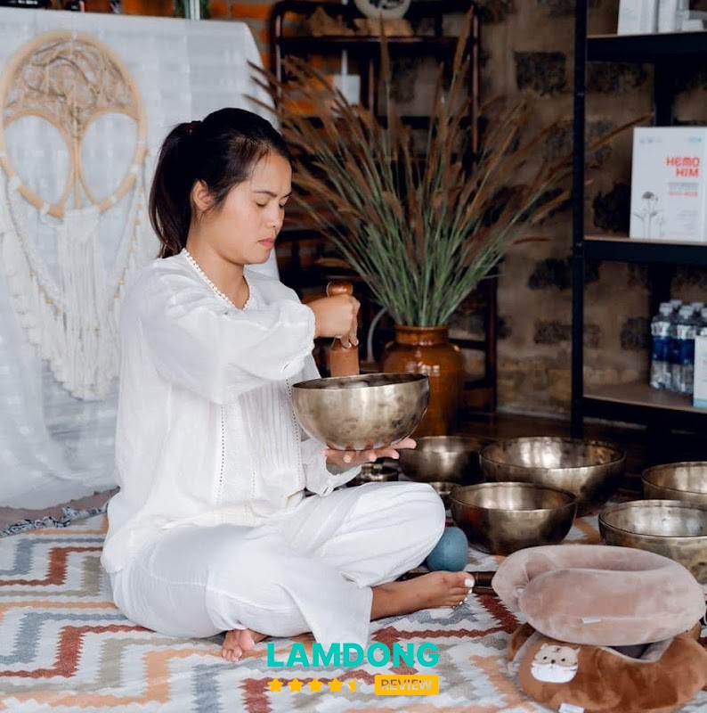 Giang Metta Yoga and Sound Healing Da Lat – sound healing