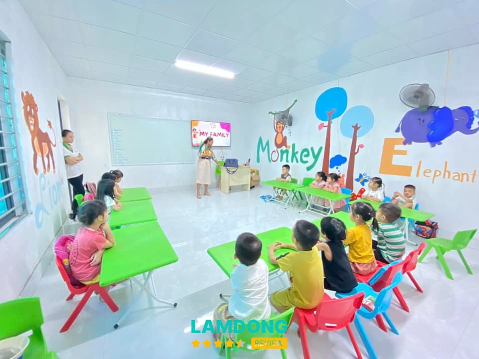 Trung tâm ngoại ngữ Skyline Đà Lạt – lớp học tiếng Anh
