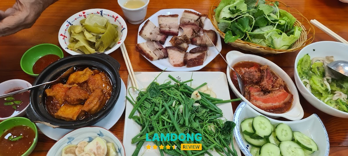 Cơm Hiền Linh – món cơm nóng