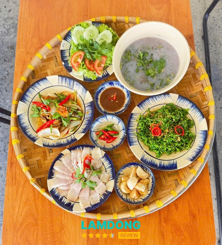 HOA VIÊN GARDEN – sân vườn hồ cá