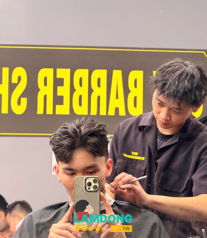 SKY BARBER SHOP – cắt tóc nam tại Đức Trọng