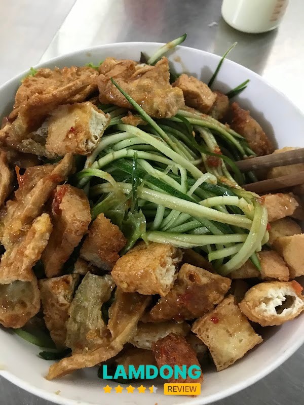 Ăn Vặt Tom – 149 Trần Phú, Đức Trọng