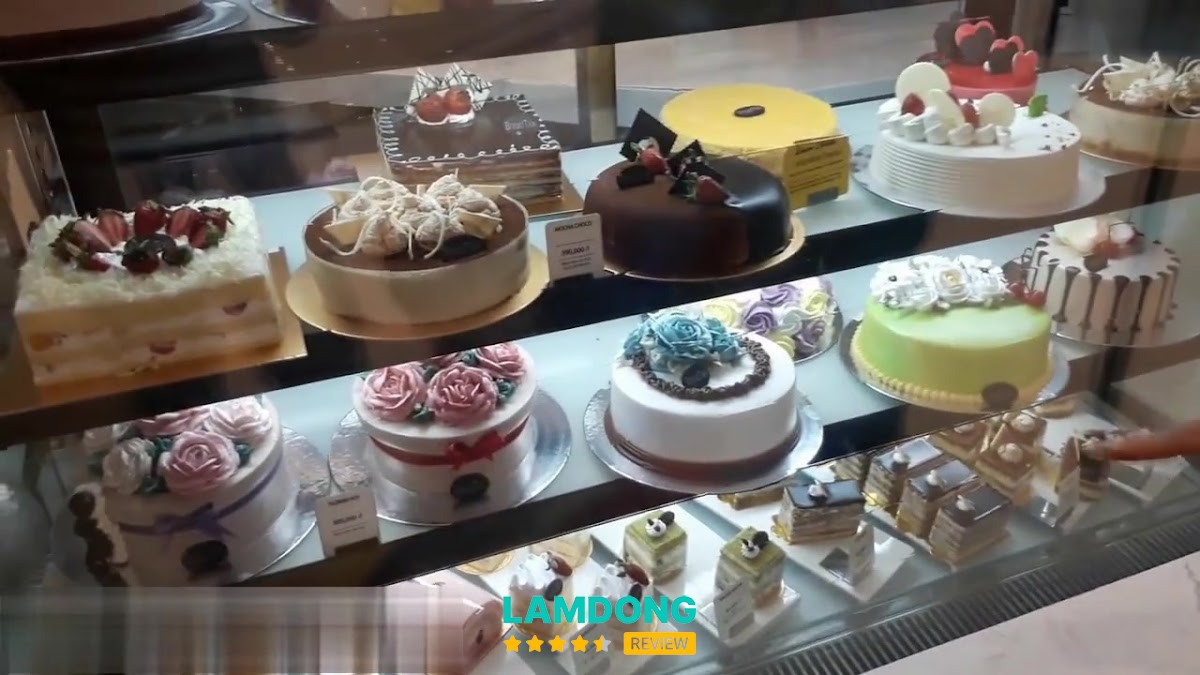 Tiệm Bánh Hoan Hỷ – 157 Thống Nhất, Đức Trọng