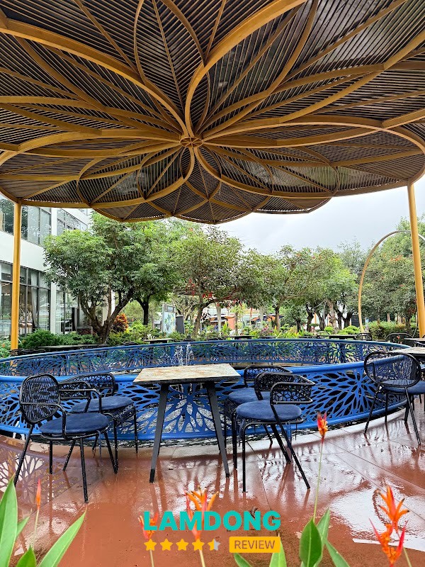 SANDALS STAR HOTEL – khách sạn trên QL20