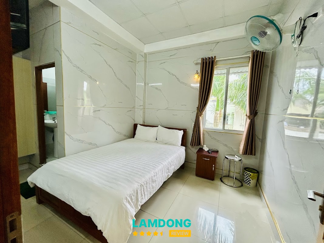Nhà Nghỉ Anh Sang – phòng nghỉ tại khu phố 6