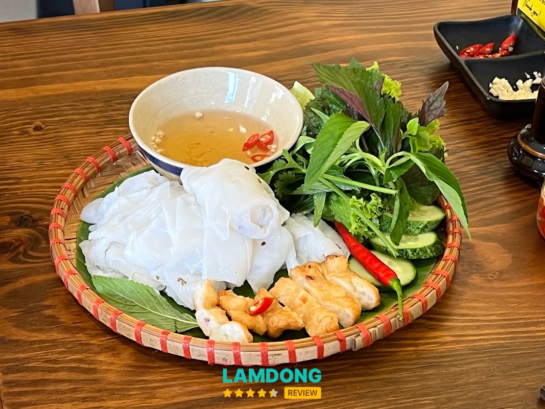 Tiệm ăn Đà Lạt Phố – không gian nhà hàng