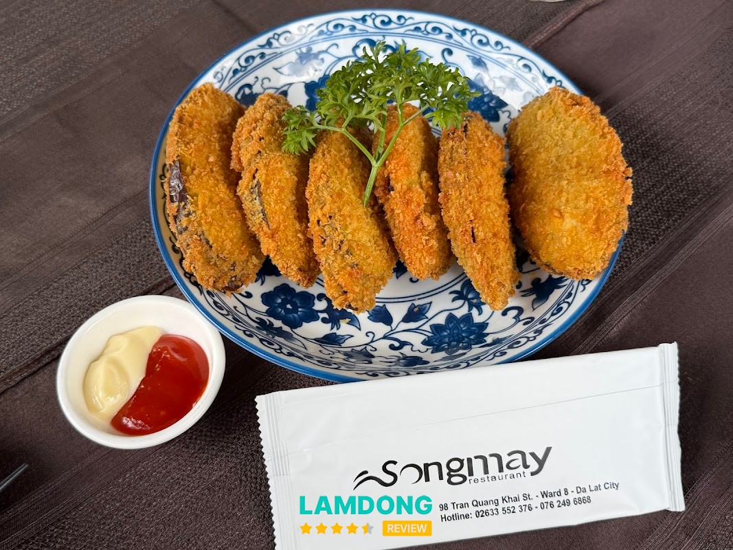 Song Mây – nhà hàng phong cách cổ